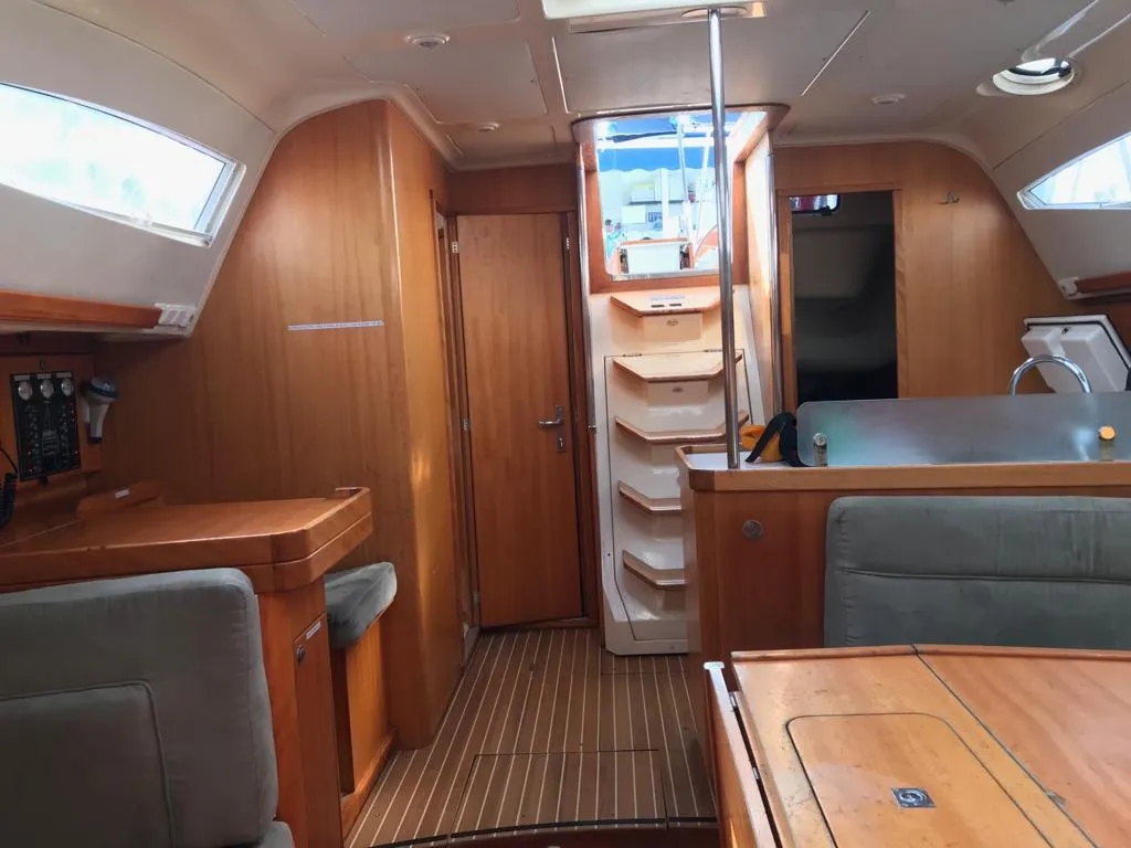 Salon of Alboran XXIV Cocomaluco, a Elan Impression 434 sailboat at es Jonquet, Spain