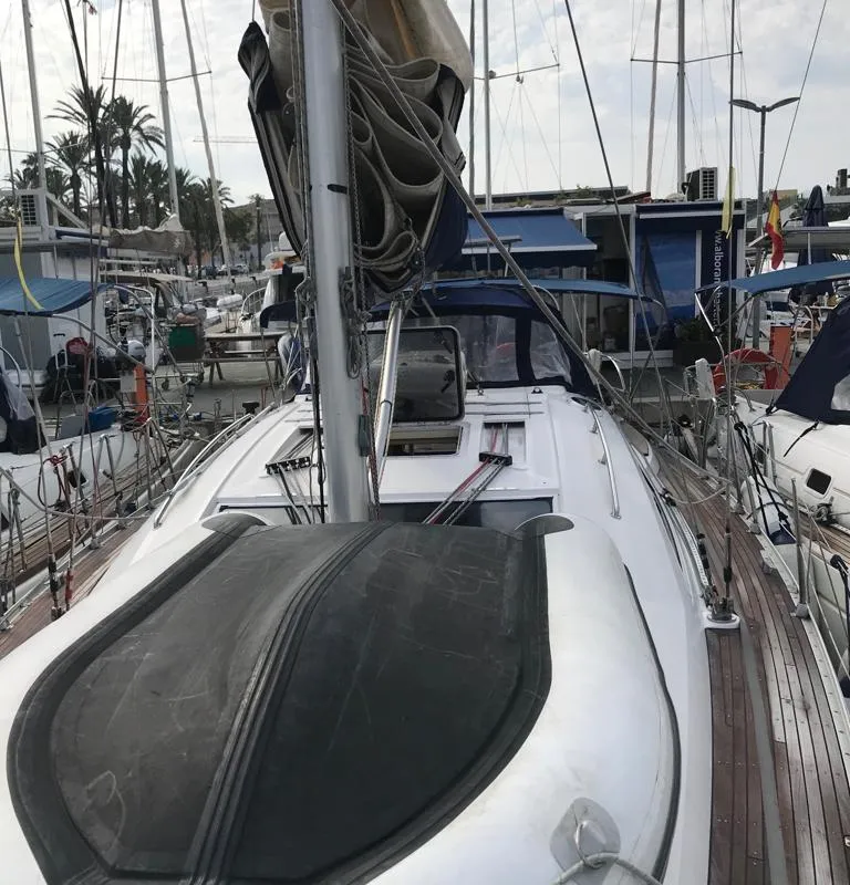 Deck of Alboran XXIV Cocomaluco, a Elan Impression 434 sailboat at es Jonquet, Spain