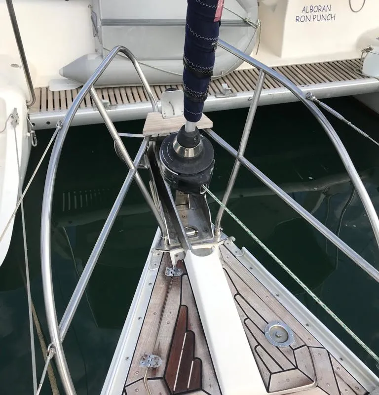 Deck of Alboran XXIV Cocomaluco, a Elan Impression 434 sailboat at es Jonquet, Spain