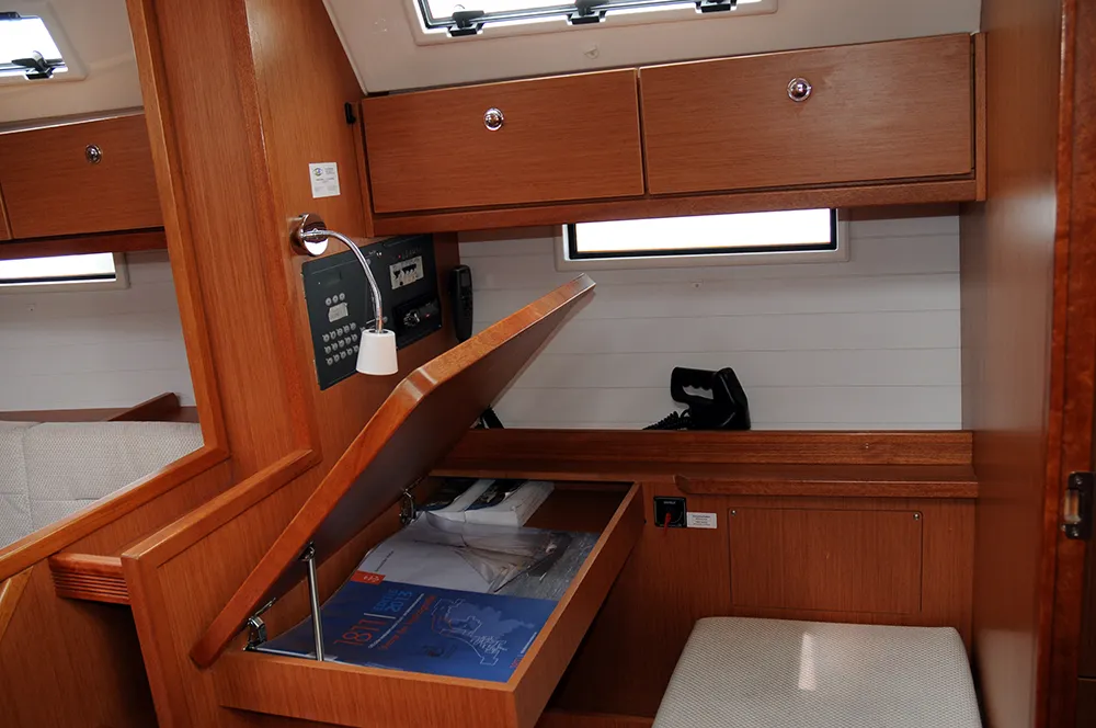 Salon of Tesoro, a Bavaria Cruiser 40 sailboat at Llucmajor, Spain