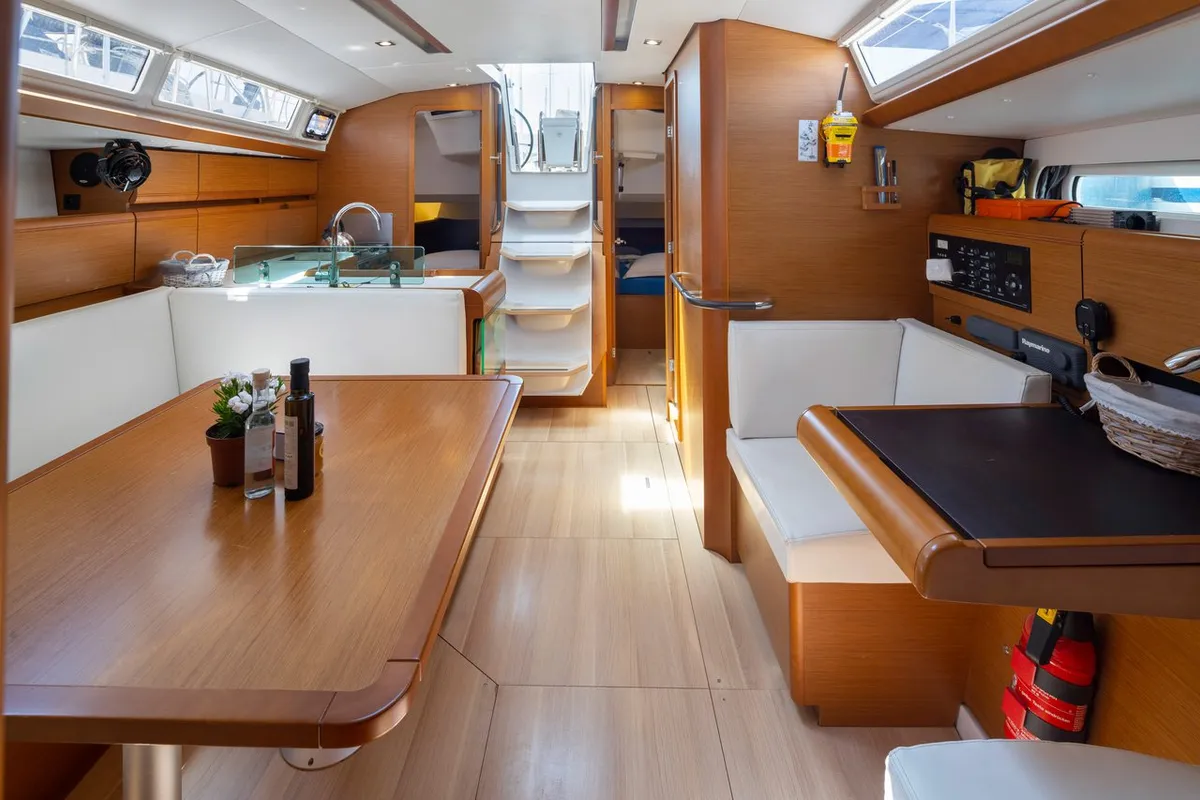 Salon of Nirikos, a Jeanneau Sun Odyssey 419 sailboat at Municipal Unit of Lefkada, Greece