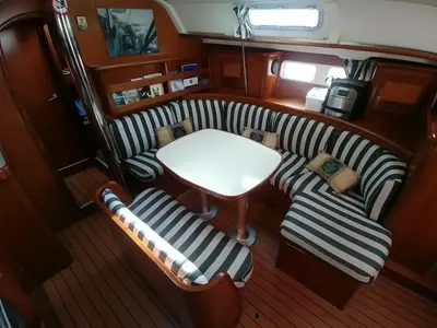 Cabin on Rota, a Beneteau Oceanis 411 sailboat at Sami, Greece