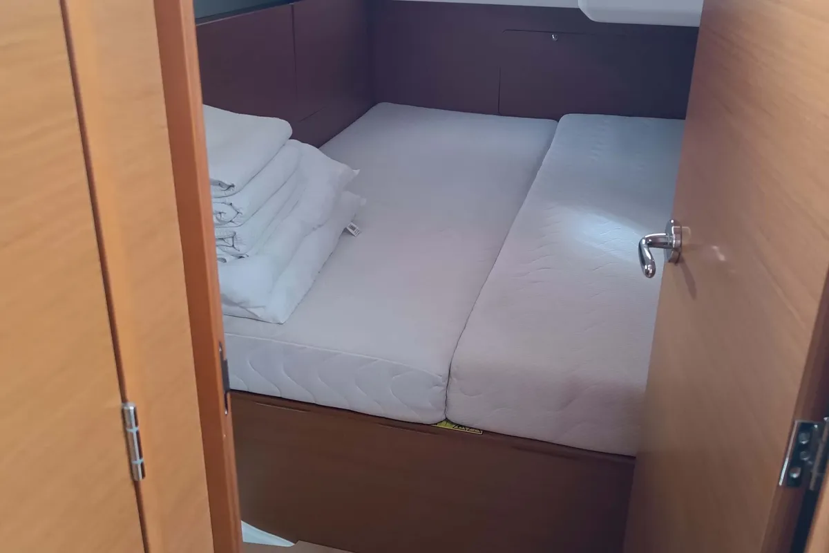 FUNKY ONE, a Jeanneau Sun Odyssey 440 sailboat at Kontokali, Greece