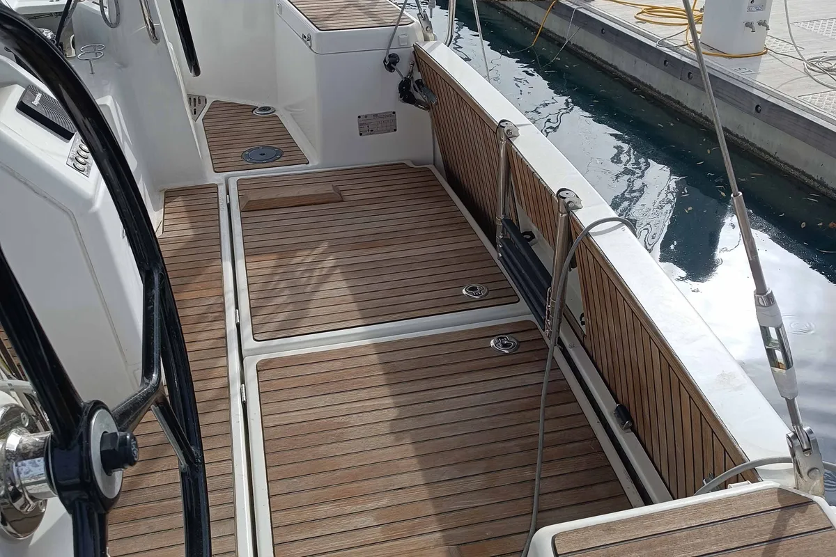 FUNKY ONE, a Jeanneau Sun Odyssey 440 sailboat at Kontokali, Greece