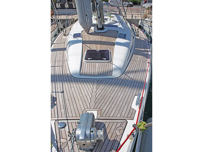 Deck of Iraklis, a Bavaria 42 Cruiser sailboat at Lavreotiki Municipal Unit, Greece
