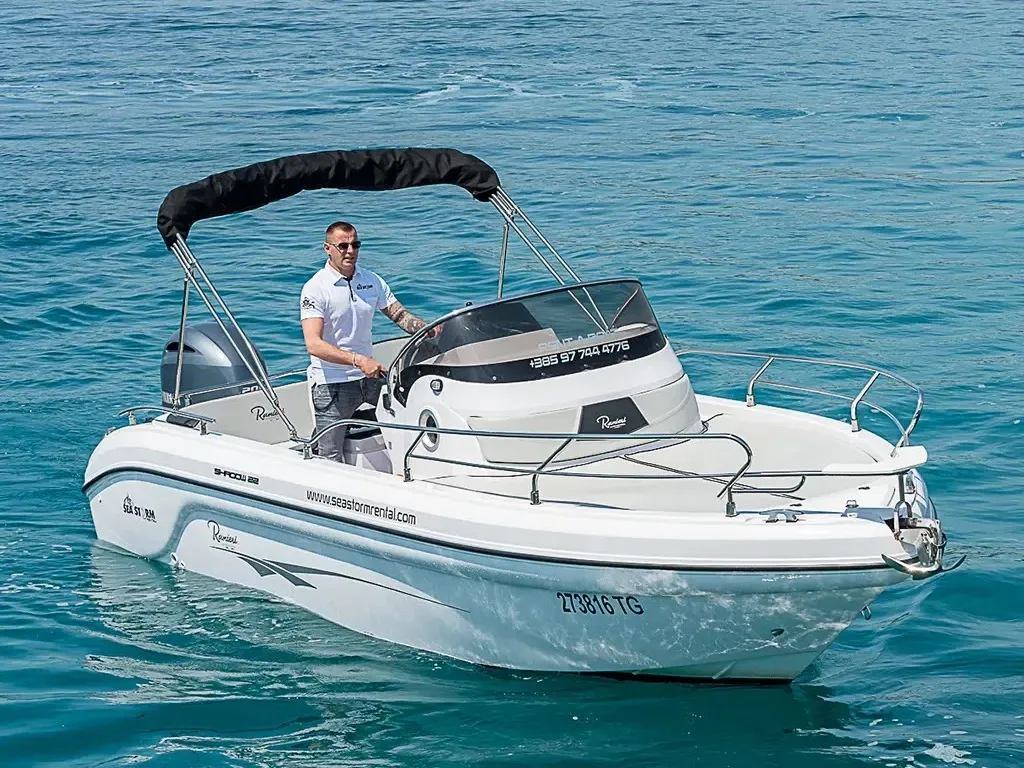 Shadow 22, a Motorboat motorboat at Grad Trogir, Croatia