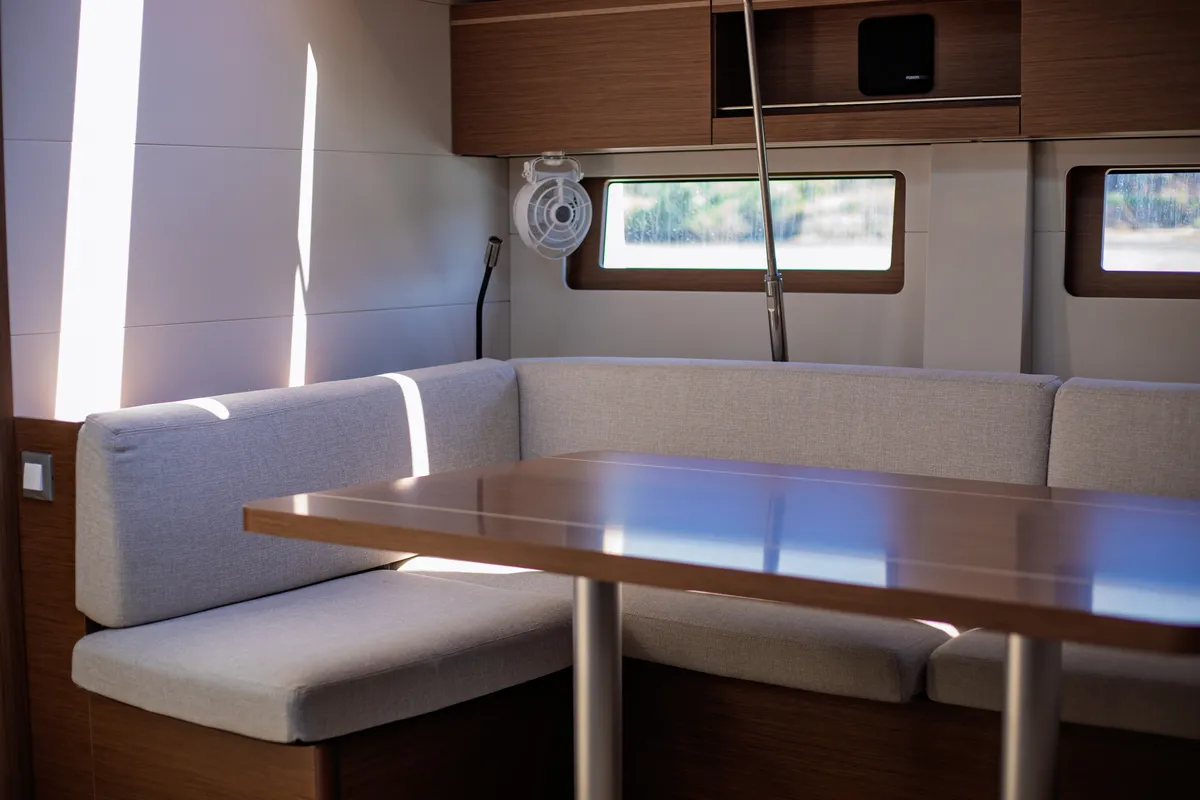 Salon of Le Streghe, a Beneteau Oceanis 51.1 sailboat at Tonnarella, Italy