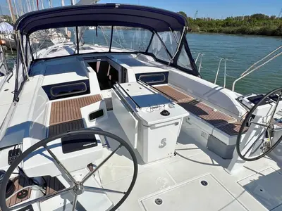 Cockpit of Le Streghe, a Beneteau Oceanis 51.1 sailboat at Tonnarella, Italy