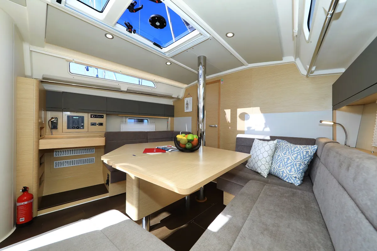 Cabin on Alexander, a Hanse 418 sailboat at Grad Kaštela, Croatia