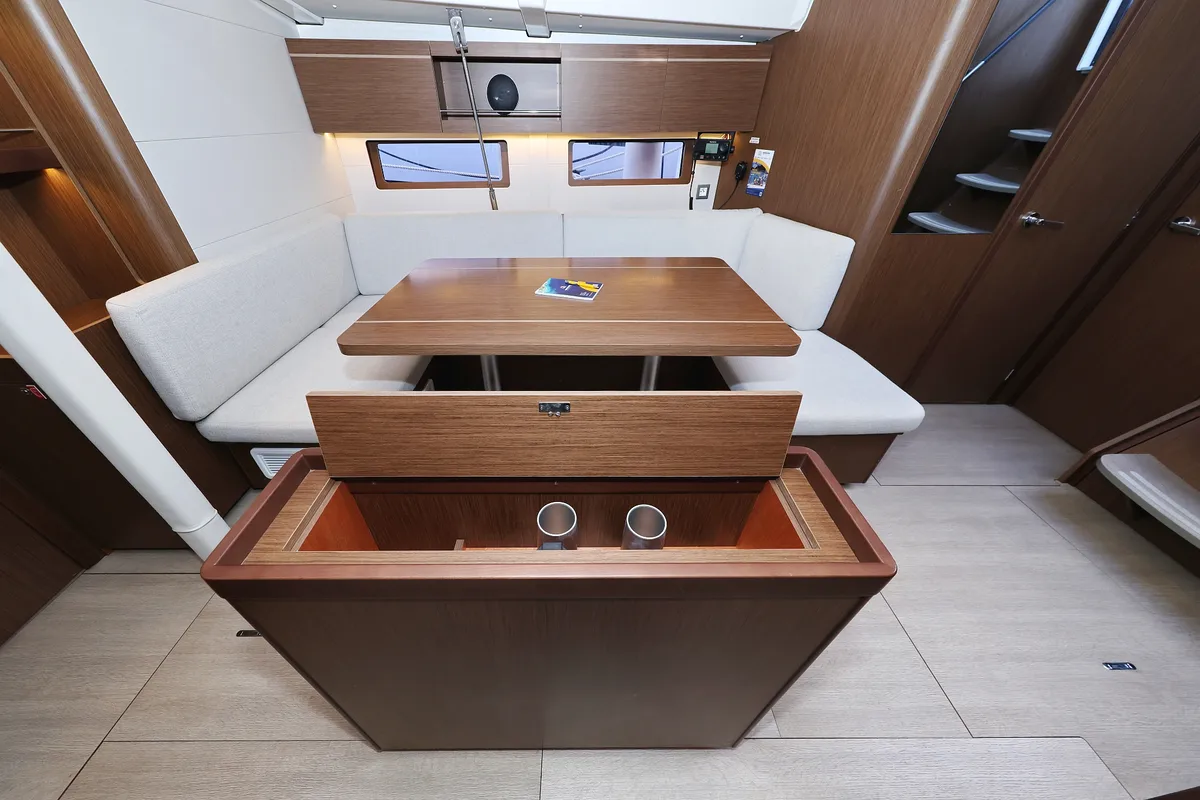 Salon of Zeppelin, a Beneteau Oceanis 46.1 sailboat at Primošten, Croatia