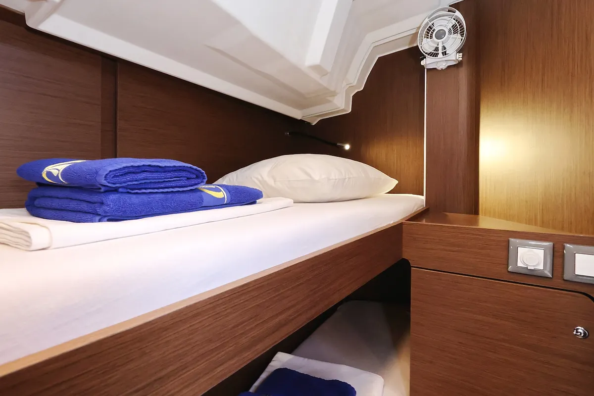 Cabin on Zeppelin, a Beneteau Oceanis 46.1 sailboat at Primošten, Croatia
