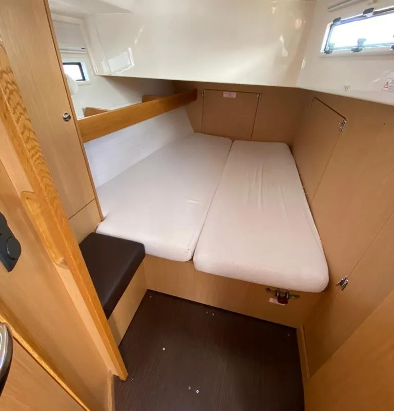 Cabin on Tetras, a Bavaria 45 sailboat at Gdańsk, Poland