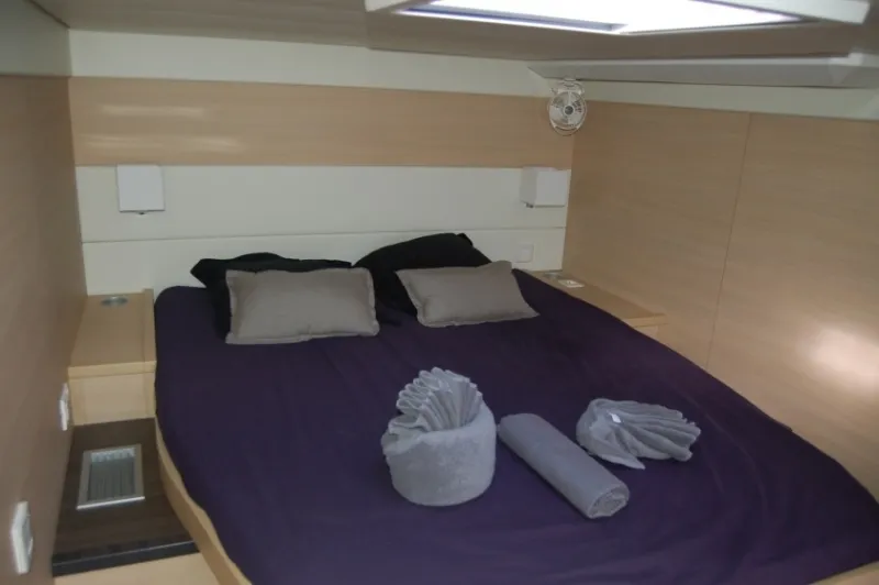 Cabin on Marlena, a Lagoon 620 catamaran at Roche Caiman, Seychelles