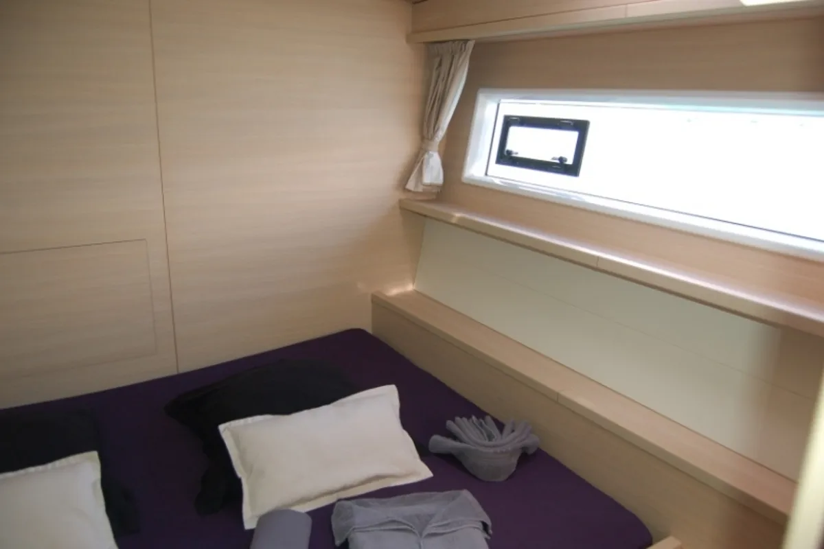 Cabin on Marlena, a Lagoon 620 catamaran at Roche Caiman, Seychelles