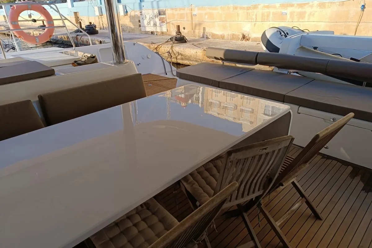 Deck of Marlena, a Lagoon 620 catamaran at Roche Caiman, Seychelles