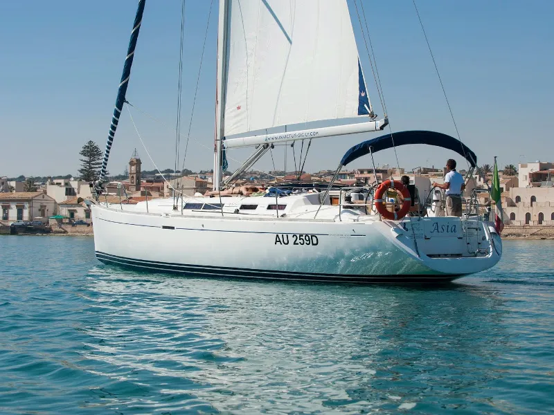 Exterior view of Asia, a Dufour 455 sailboat at Ragusa, Italy