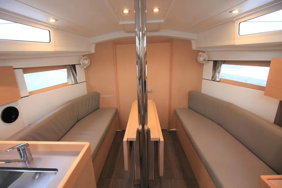 Salon of Big Blue, a Beneteau Oceanis 35.1 sailboat at Road Town, British Virgin Islands