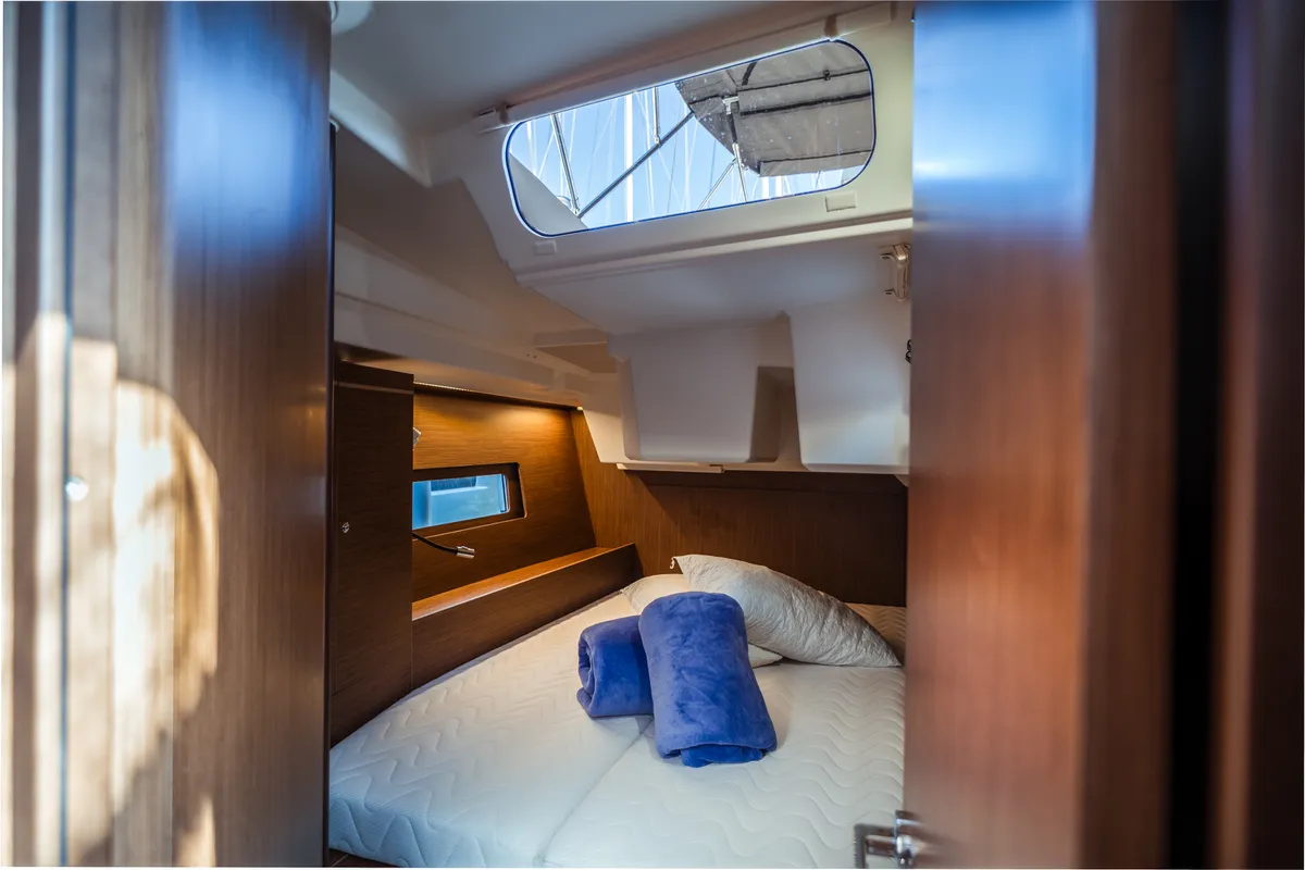 Cabin on Sarina, a Beneteau Oceanis 46.1 sailboat at Olbia, Italy