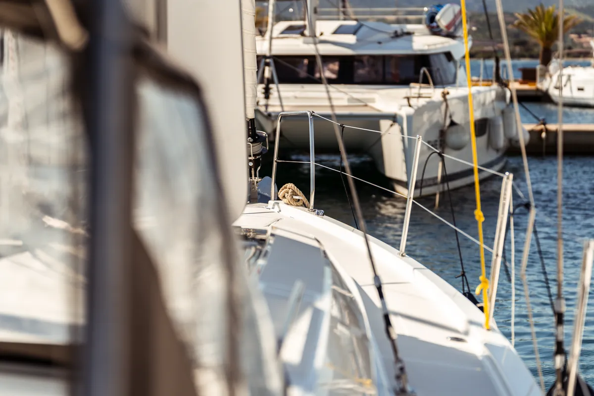 Deck of Sarina, a Beneteau Oceanis 46.1 sailboat at Olbia, Italy
