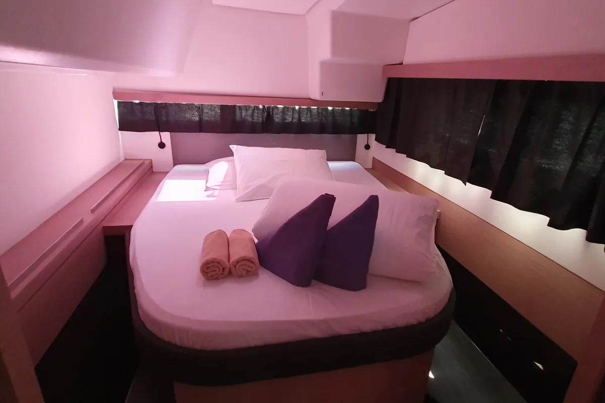 Cabin on Sailor Venus, a Fountaine Pajot Isla 40 catamaran at Dubrovnik, Croatia