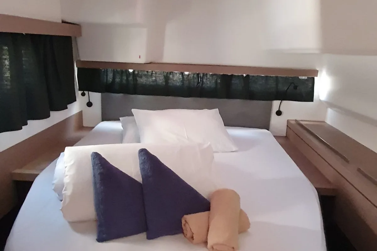 Cabin on Sailor Venus, a Fountaine Pajot Isla 40 catamaran at Dubrovnik, Croatia
