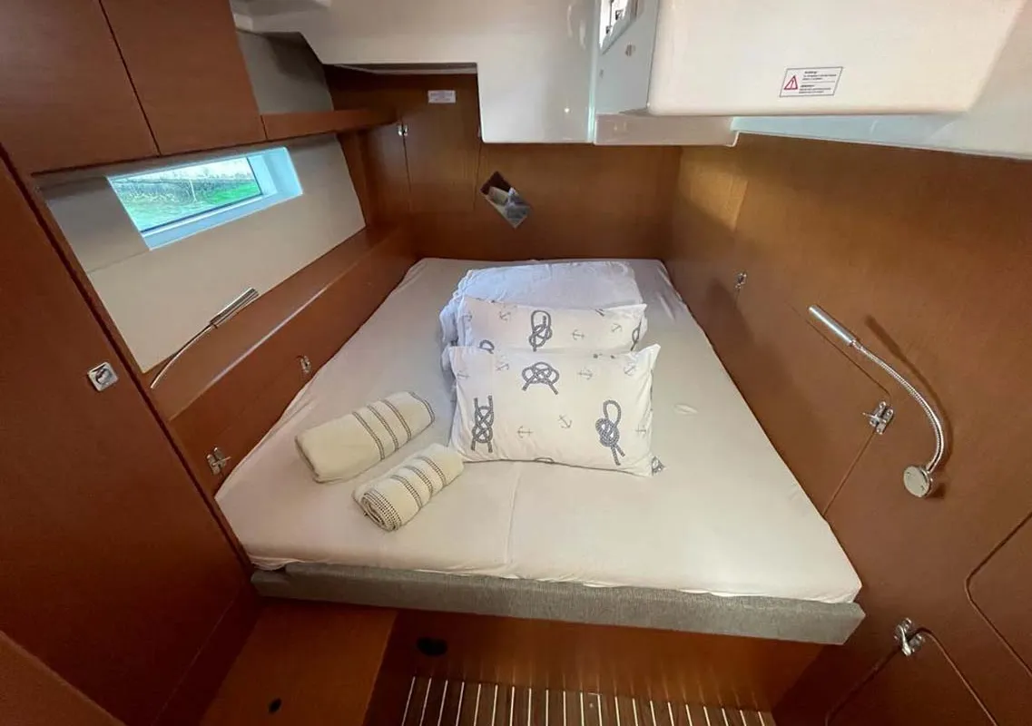 Cabin on Nosanida, a Bavaria C50 Style sailboat at Grad Biograd na Moru, Croatia