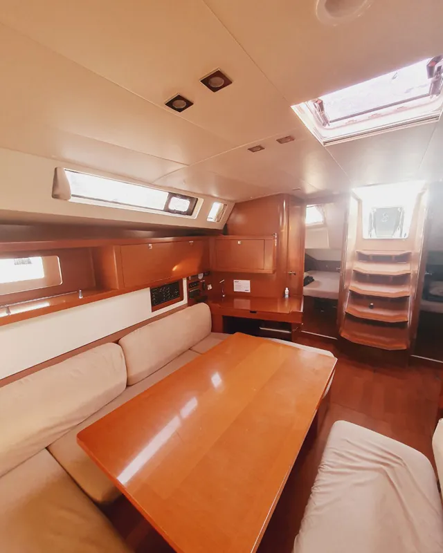 Salon of Mediterraneo, a Beneteau Oceanis 45 sailboat at Grad Pula, Croatia