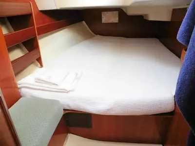 Cabin on Xanemo, a Beneteau Oceanis 440 sailboat at Volos Municipality, Greece