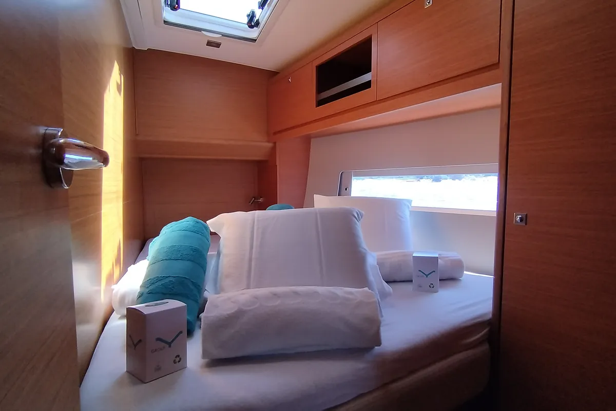 Cabin on Weasley, a Dufour 470 sailboat at Olbia, Italy