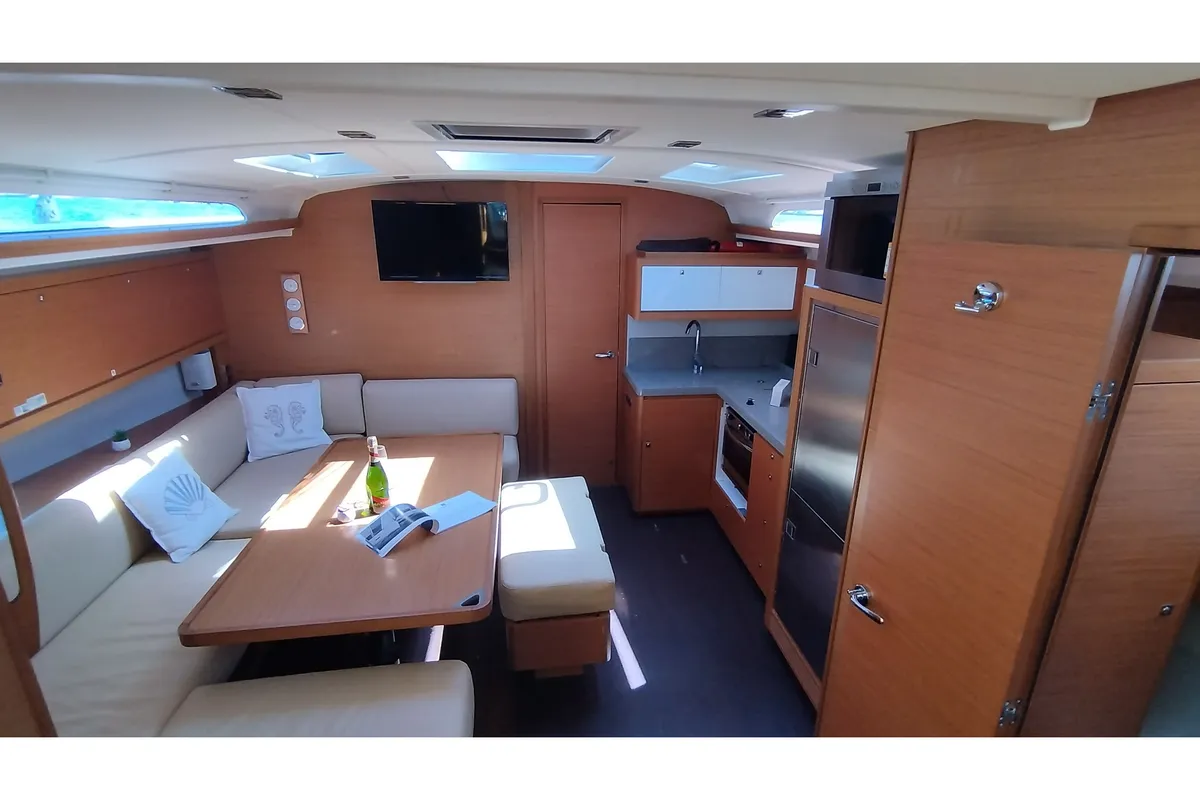 Weasley, a Dufour 470 sailboat at Olbia, Italy