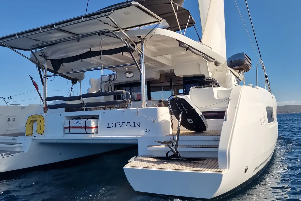 Divan, a Lagoon 46 catamaran at Pianottoli-Caldarello, France