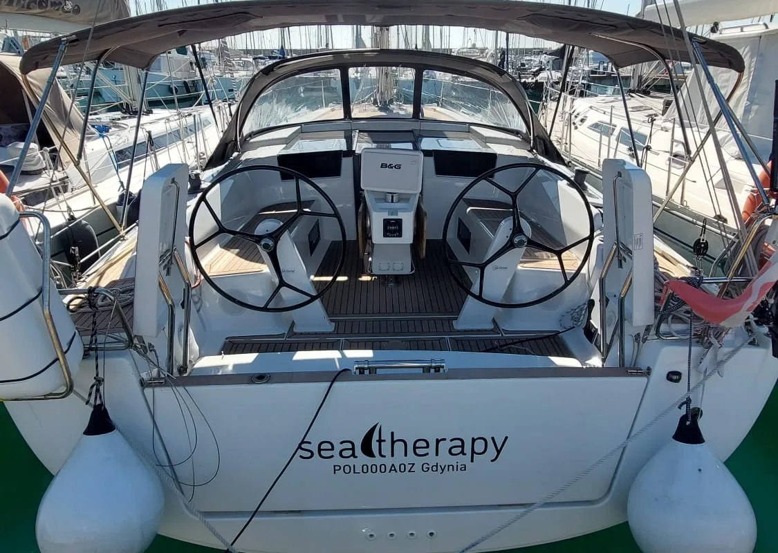 Cockpit of Seatherapy, a Hanse 418 sailboat at Rosignano Solvay, Italy