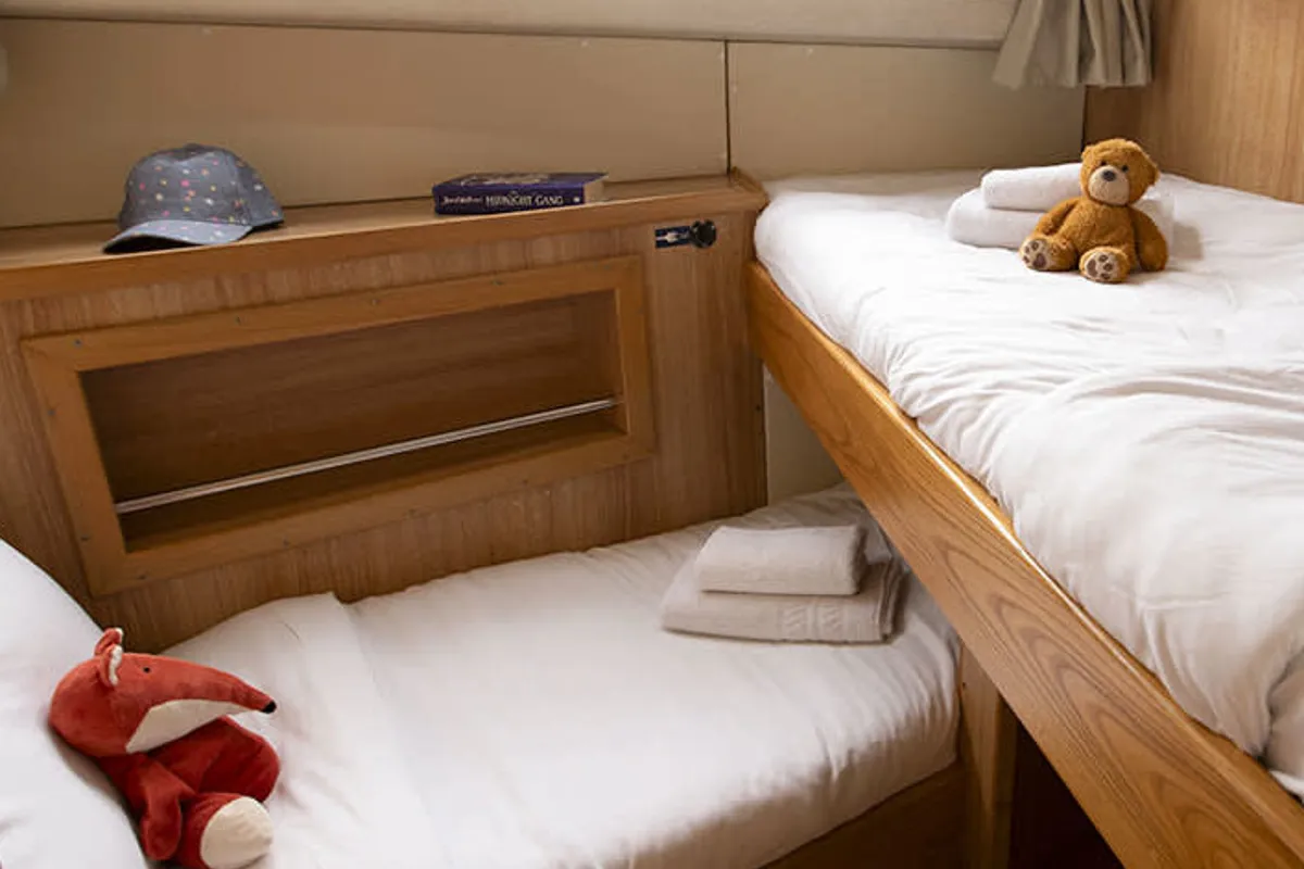 Cabin on Classique Star, a Cygnet Classique Star motorboat at Portiragnes, France