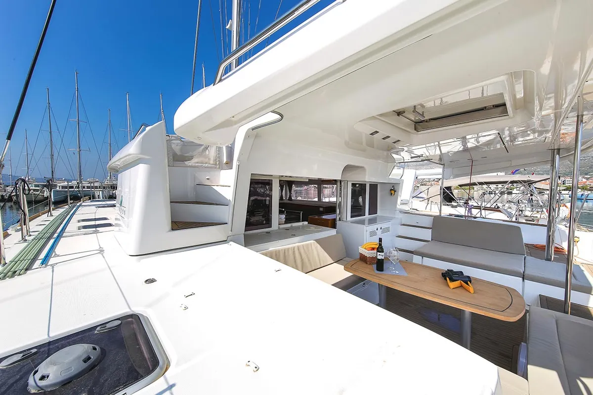 Deck of Yara, a Lagoon 450 F catamaran at Kontokali, Greece