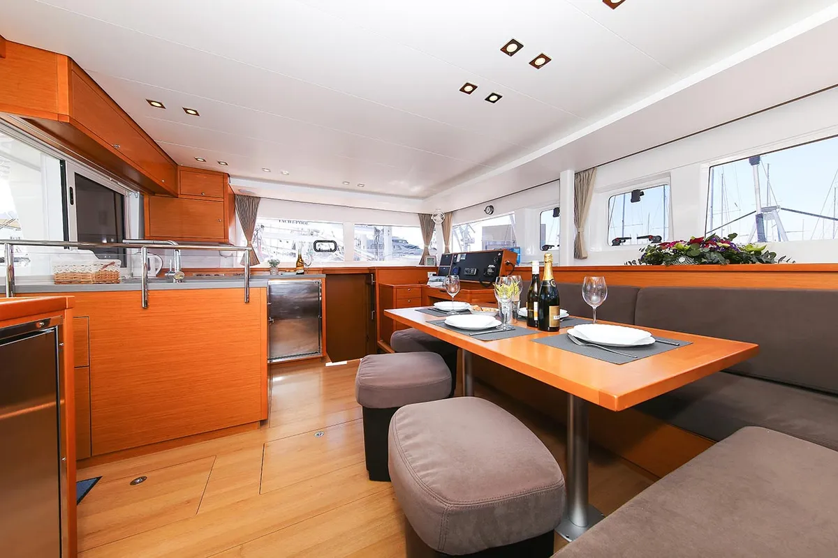 Salon of Yara, a Lagoon 450 F catamaran at Kontokali, Greece