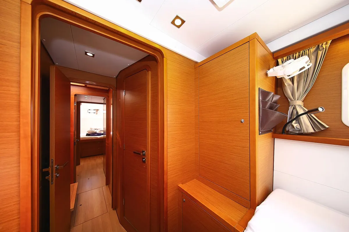 Cabin on Yara, a Lagoon 450 F catamaran at Kontokali, Greece