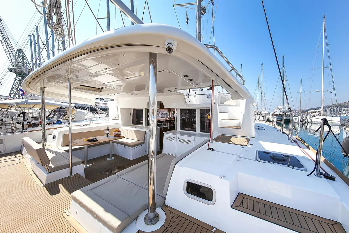 Deck of Yara, a Lagoon 450 F catamaran at Kontokali, Greece
