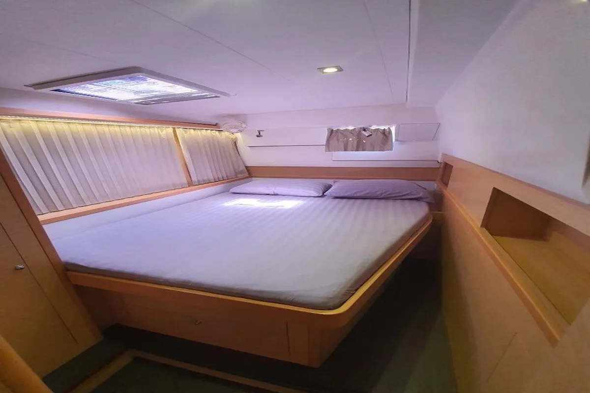 Cabin on ToyBoy, a Lagoon 400 S2 catamaran at Mai Khao, Thailand