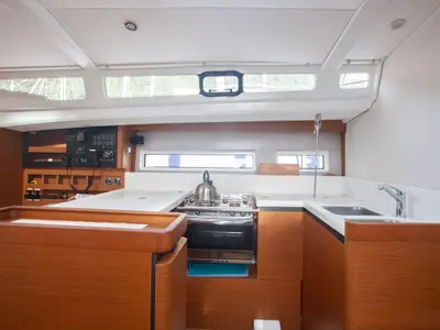 Galley of Celtic Breeze, a Jeanneau Sun Odyssey 440 sailboat at Marmaris, Turkey