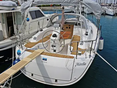 Deck of Mirella, a Bavaria Cruiser 33 sailboat at Sukošan, Croatia