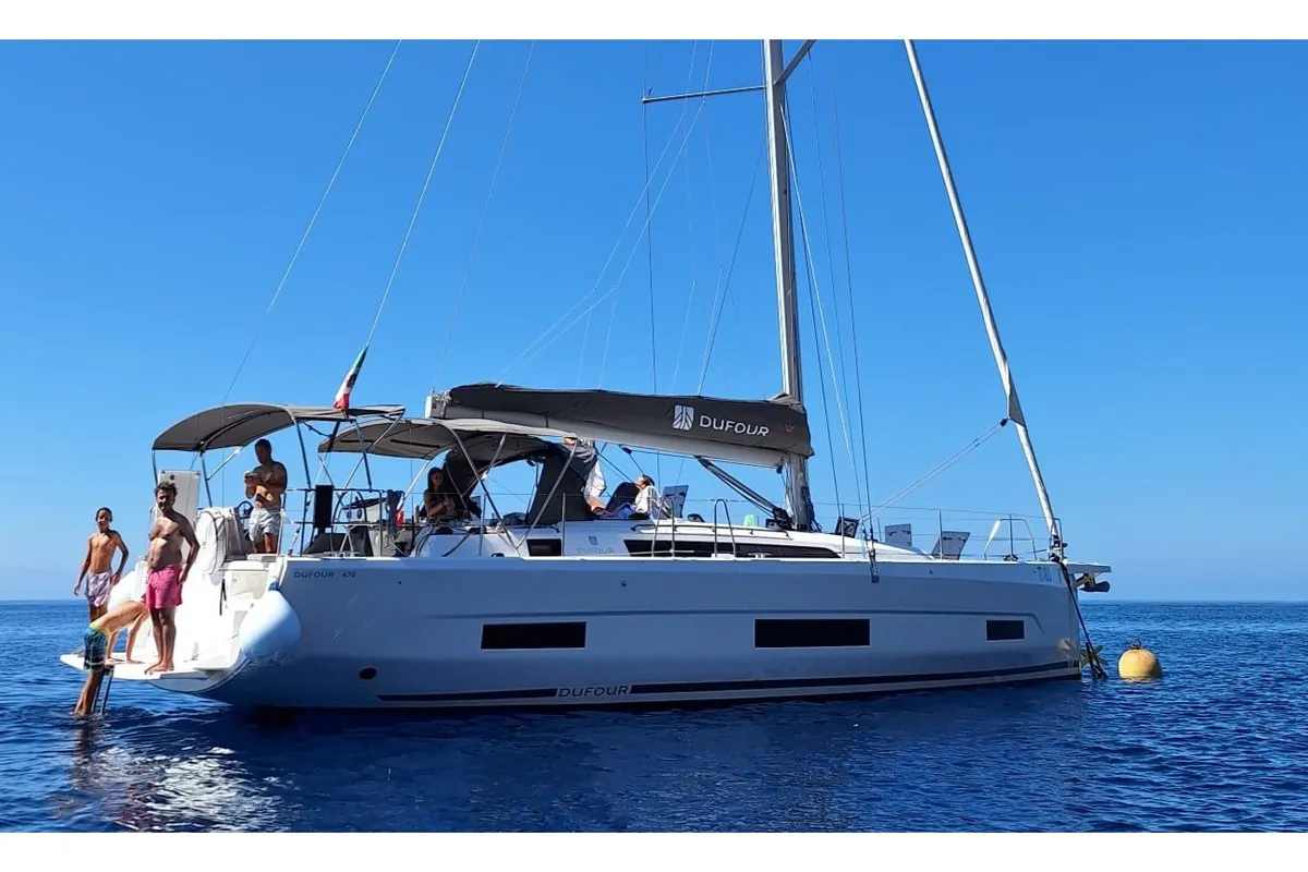 Exterior view of Teti, a Dufour 470 sailboat at Tonnarella, Italy