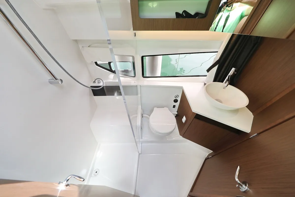 Tango, a Beneteau Antares 11 Fly OB motorboat at Pirovac, Croatia