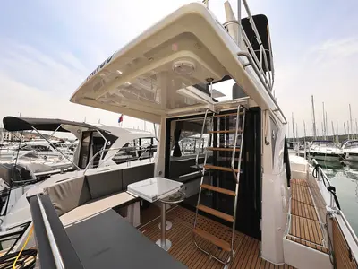 Deck of Tango, a Beneteau Antares 11 Fly OB motorboat at Pirovac, Croatia