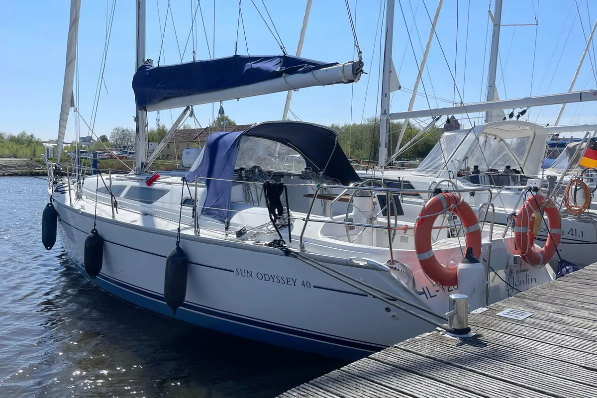 Exterior view of Moulin Rouge, a Jeanneau Sun Odyssey 40 sailboat at Barth, Germany
