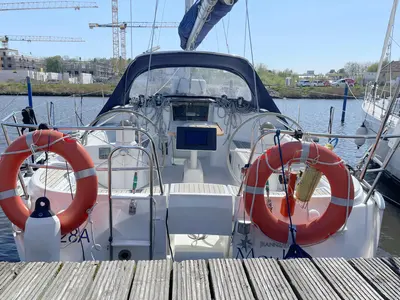 Cockpit of Moulin Rouge, a Jeanneau Sun Odyssey 40 sailboat at Barth, Germany