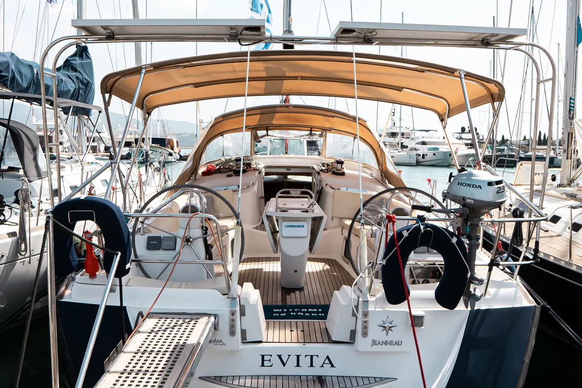 Salon of EVITA Boat location in LEFKAS MARINA, D-marin, a Jeanneau Sun Odyssey 49DS sailboat at Municipal Unit of Lefkada, G…