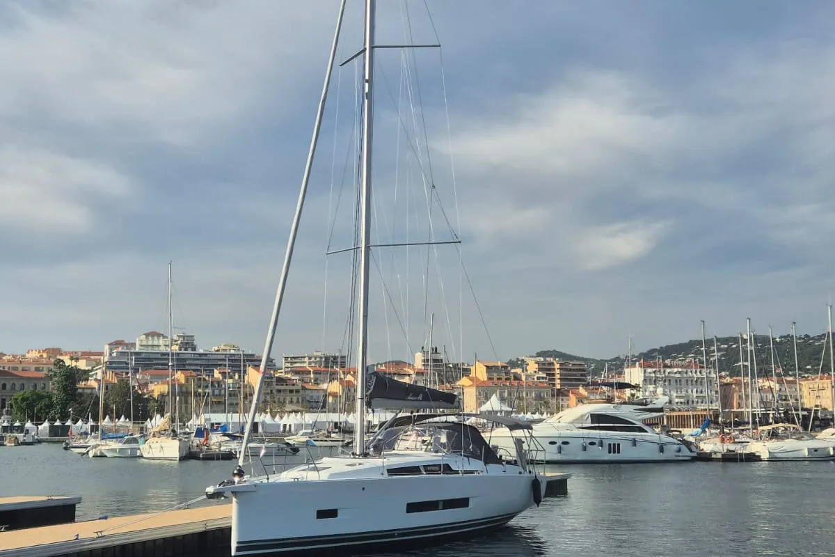 Exterior view of no_name, a Hanse 360 sailboat at Rosignano Solvay, Italy