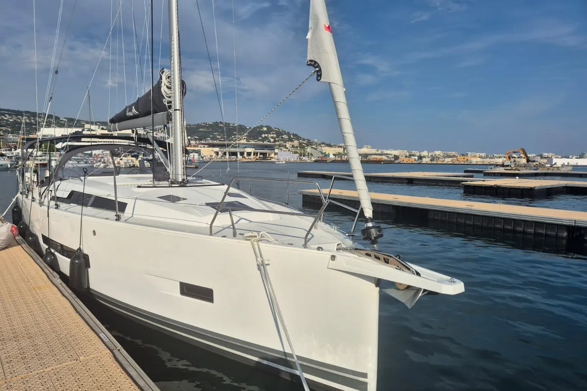 Cabin on no_name, a Hanse 360 sailboat at Rosignano Solvay, Italy