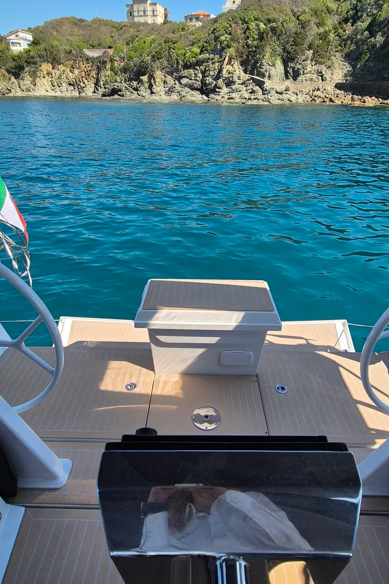 Cockpit of no_name, a Hanse 360 sailboat at Rosignano Solvay, Italy