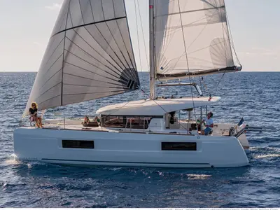 Exterior view of Cotopaxi, a Lagoon 40 catamaran at Roche Caiman, Seychelles